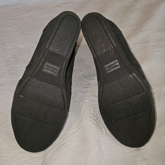 TOMS Dark Gray Suede Comfort Wedge Booties Shoes Women’s Size 9 Fall Boots - Picture 9 of 10